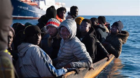 Flüchtlingskrise auf Lampedusa Irgendjemand schweißt im Akkord