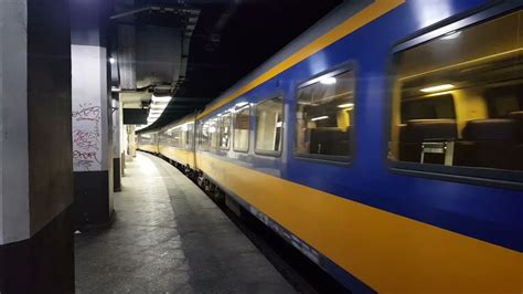 Vertrek Van Nmbs Hle Met Ic Int Naar Brussel Zuid Midi Uit