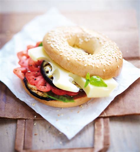 Recette Les Bagels L Emmentaler Aoc Suisse Marie Claire