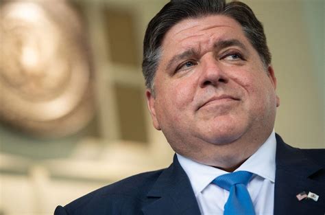 Gubernator Illinois J B Pritzker i jego żona ujawnili zeznanie