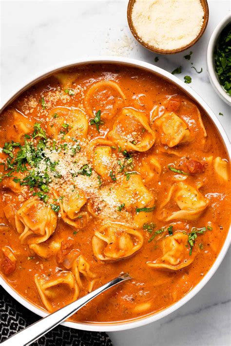 Easy Creamy Tomato Tortellini Soup Midwest Foodie