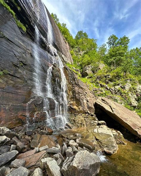 Hiking Near Charlotte NC 33+ Amazing Options for 2024