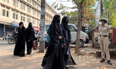 India Court Upholds Karnataka State’s Ban On Hijab Says It Is Not Essential To Islam Pakistan