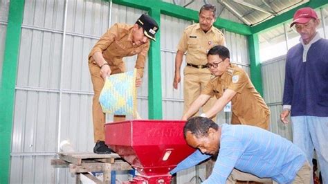 Bupati Banjar H Saidi Mansyur Resmikan Lumbung Pangan Masyarakat Di