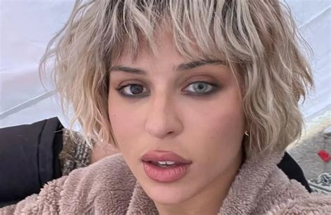 Nathy Peluso Model Para Vogue Espa A Desde La Cama Y Sin Nada Que Tape