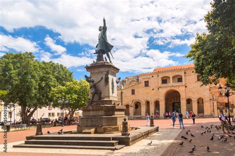 Santo Domingo, Dominican Republic - March, 2020: Columbus Statue and Cathedral in Columbus Park ...