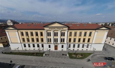 Alegeri la Universitatea din Alba Iulia Când va avea loc scrutinul