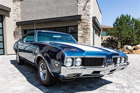 Here S What Made Every Generation Of The Oldsmobile 442 Special