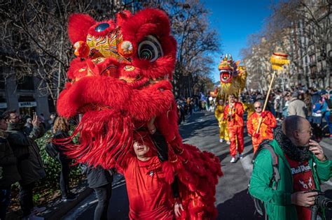 Barcelona celebra la llegada del Año Nuevo Chino