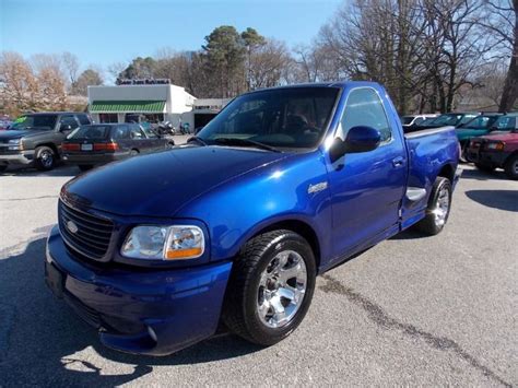 2004 Ford Lightning Curb Weight