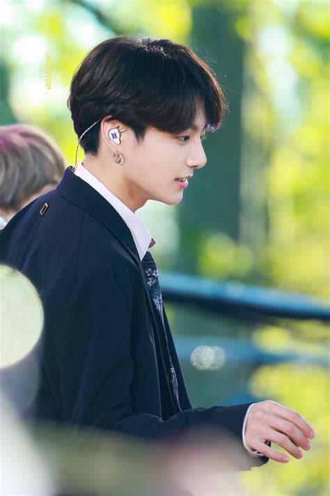 Theqoo Jungkook De Bts Que Tiene Una Espalda Tan Sexy Ketizenstars