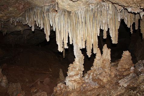 File:Stalactites C-23.JPG - LagWiki