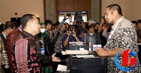 Buka Forum Smart City Nasional Wali Kota Eri Cahyadi Paparkan