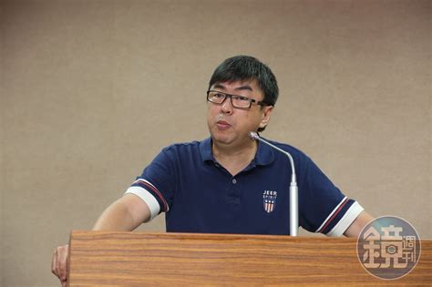 南市議長跑票議員僅停權 段宜康：不在乎民進黨的崩壞？ 鏡週刊 Mirror Media