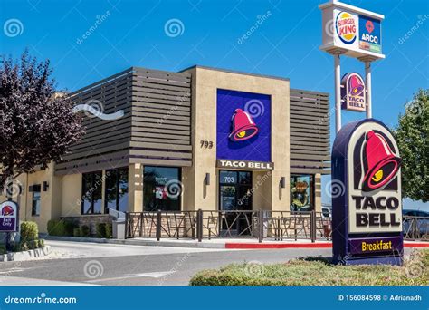 Taco Bell Restaurant editorial stock photo. Image of american - 156084598