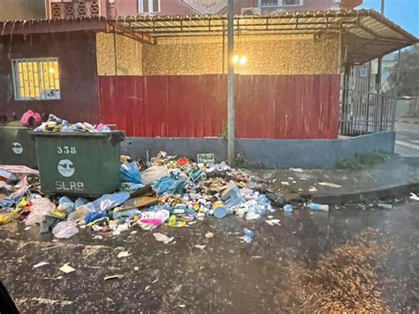 La Basura Inunda Las Principales Calles De Malabo Bajo La Inacci N De