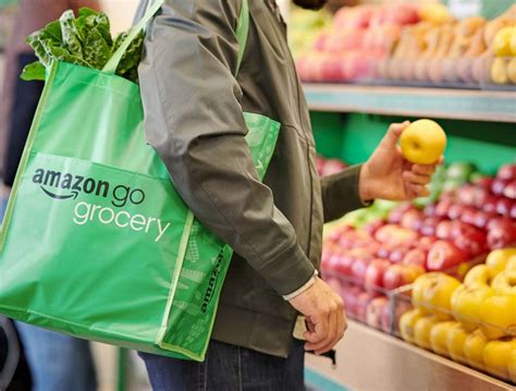 Amazon opens a grocery store with no cashiers - ABC News