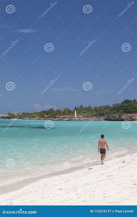 Kendwa Beach on Zanzibar Island Editorial Photography - Image of reef ...