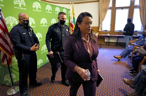 Oakland Fires Another Police Chief The Citys 7th Chief To Depart