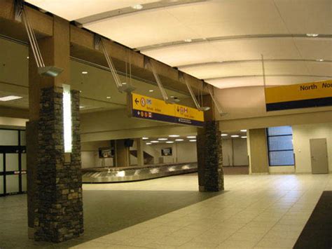 Calgary International Airport - Airport Technology