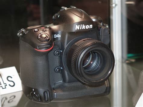 Nikon D4S Specs: 24 MP, 11 FPS, 51 Point AF System - Camera News at ...