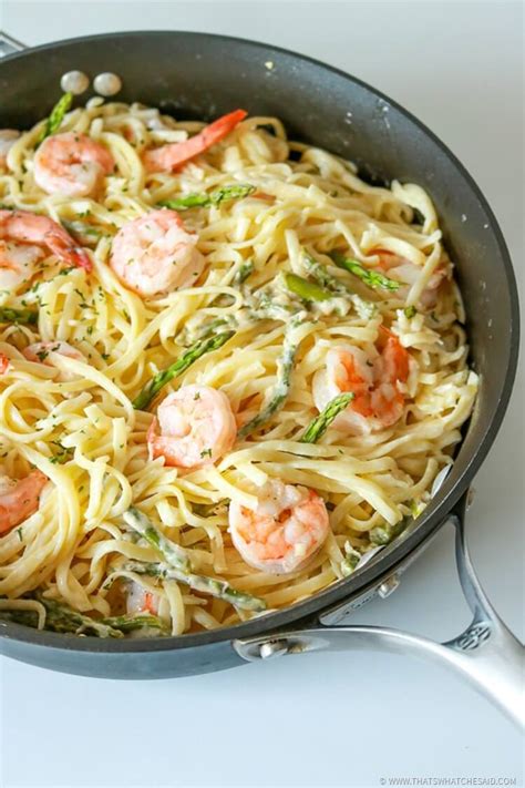 Garlic Butter Shrimp Pasta In White Wine Sauce That S What Che Said