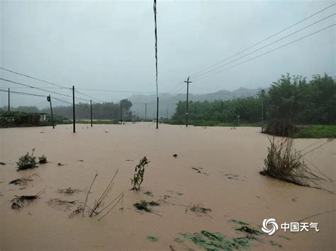 广东韶关暴雨如注 河水上涨内涝严重 天气图集 中国天气网