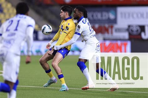 240201 STVV Vs KAA Gent Kahveh Zahiroleslam 15 Of STVV Battles For