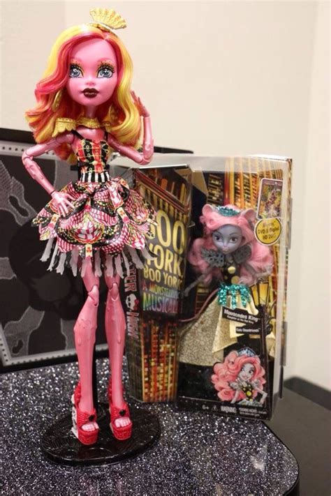 154 best images about Monster high dolls on Pinterest | Vinyls, Wolves ...