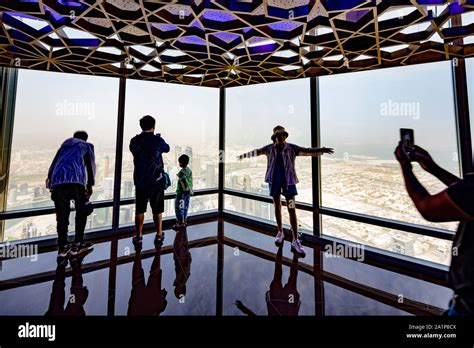 burj khalifa tourists stock  burj khalifa tourists stock images