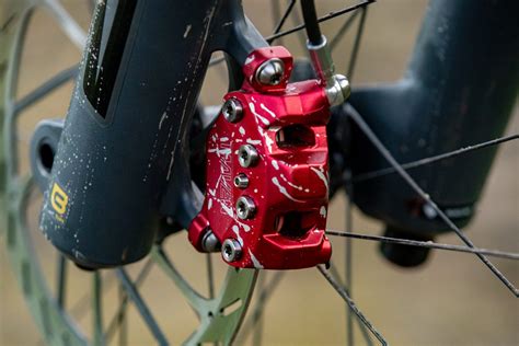 SRAM Switches To Mineral Oil For New Maven Premium Four Piston Gravity