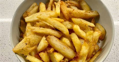 Triple cooked chips Recipe by Nadine Schweitzer - Cookpad