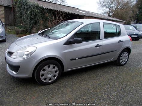 Renault Clio Iii V Authentique Gris Vendu Breat Auto