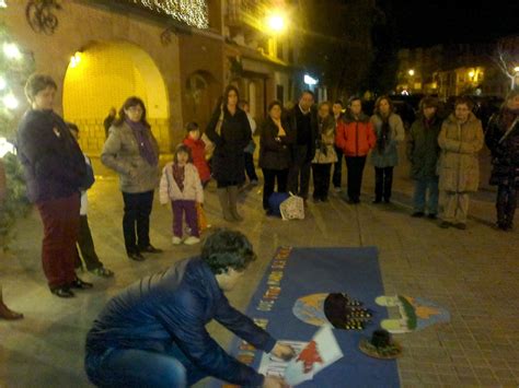 El Blog De C Ritas Zaragoza Gesto P Blico Campanadas Contra La Pobreza