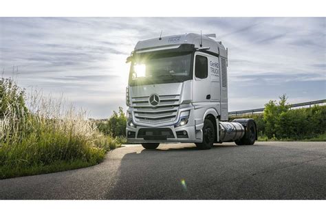 Daimler Truck GenH2 Zweiter Prototyp mit Flüssig Wasserstoff