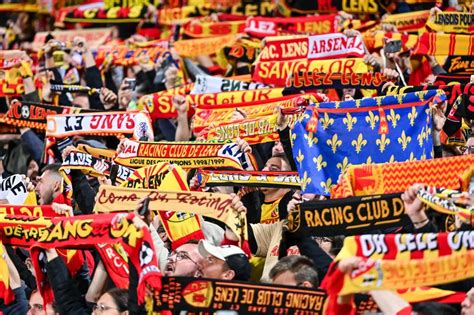 La plus belle action lensoise face à Arsenal en tribune C1 Gr B