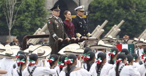 Claudia Sheinbaum encabeza su primer desfile de la Revolución Mexicana