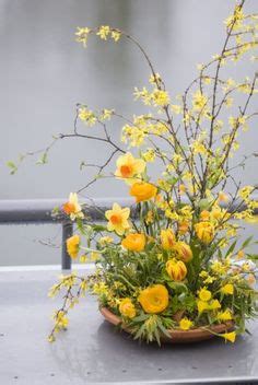 8 Daffodils Arrangements ideas | daffodils, flower arrangements, arrangement