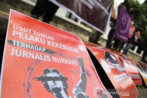 Aksi Solidaritas Bagi Jurnalis Nurhadi Korban Kekerasan Oknum Polisi