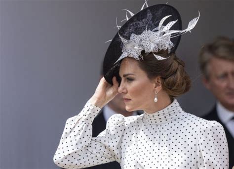 Kate Middleton Sublime En Noir Et Blanc Son Dernier Clin Doeil à