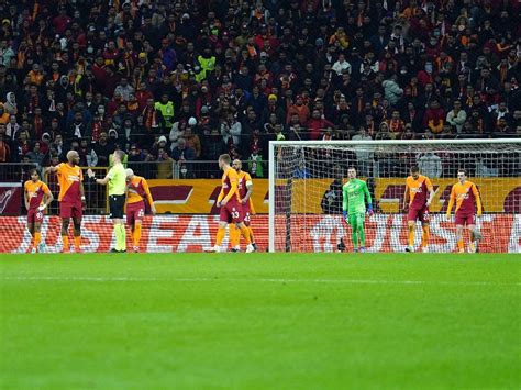 Galatasaray elendi Türkiye nin umutları sona erdi