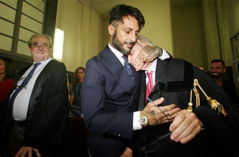 Per Fabrizio Corona Niente Carcere Il Tempo