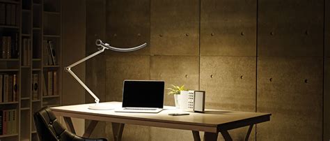 E Reading Desk Lamp Series Benq Us