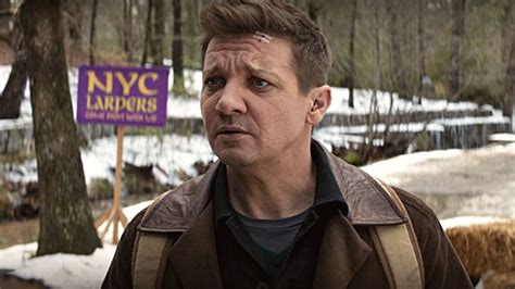 Jeremy Renner Dans Un état Critique Après Un Accident Cinésérie