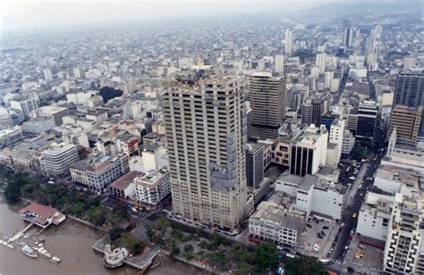 Antonio Ubilla on Twitter Panorámica del centro de Guayaquil vista