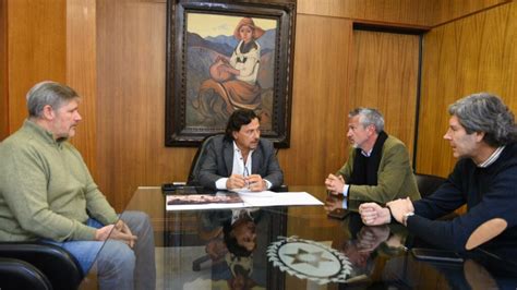 Potenciando el turismo Gustavo Sáenz se reunió con inversionistas