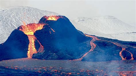 Watch Hypnotic Drone Footage Of Boiling Lava Taken Inside Iceland