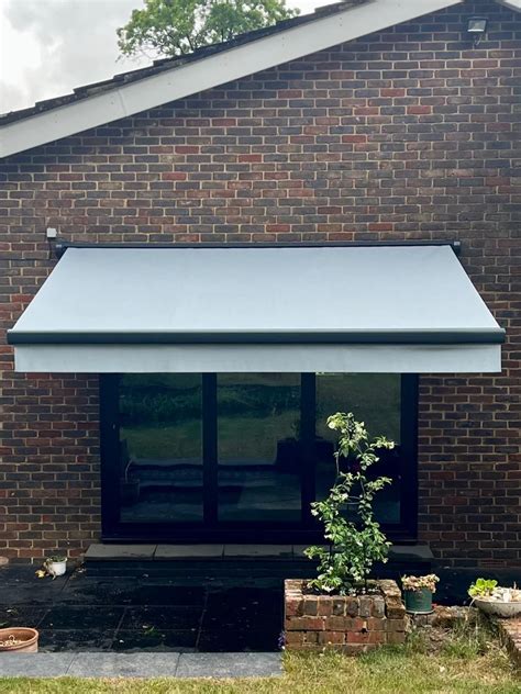 Patio And Garden Awnings Surrey Blinds Awnings