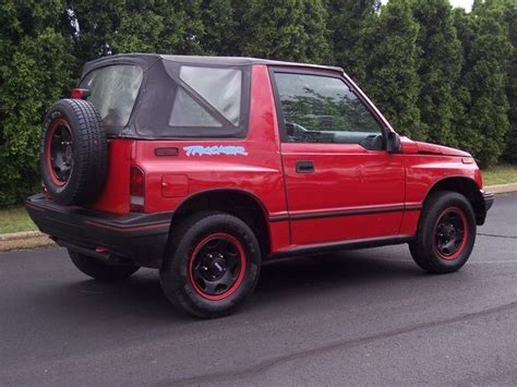 1994 Geo Tracker Convertible 4WD LSi 0-60 Times, Top Speed, Specs, Quarter Mile, and Wallpapers ...