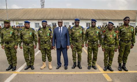 D Fense Et S Curit De Nombreux D Fis Attendent Les Forces De Lordre